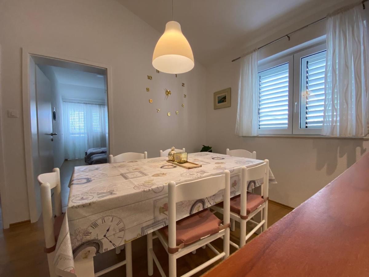 Apartmani Mare Baška Voda Exteriör bild