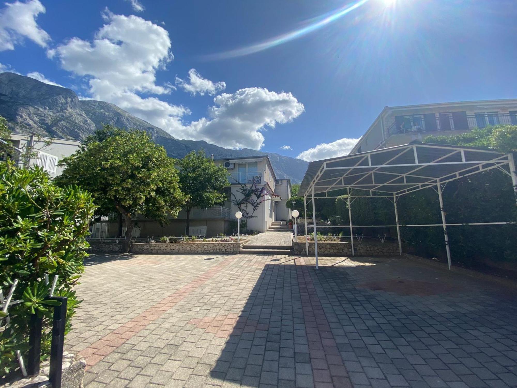 Apartmani Mare Baška Voda Rum bild